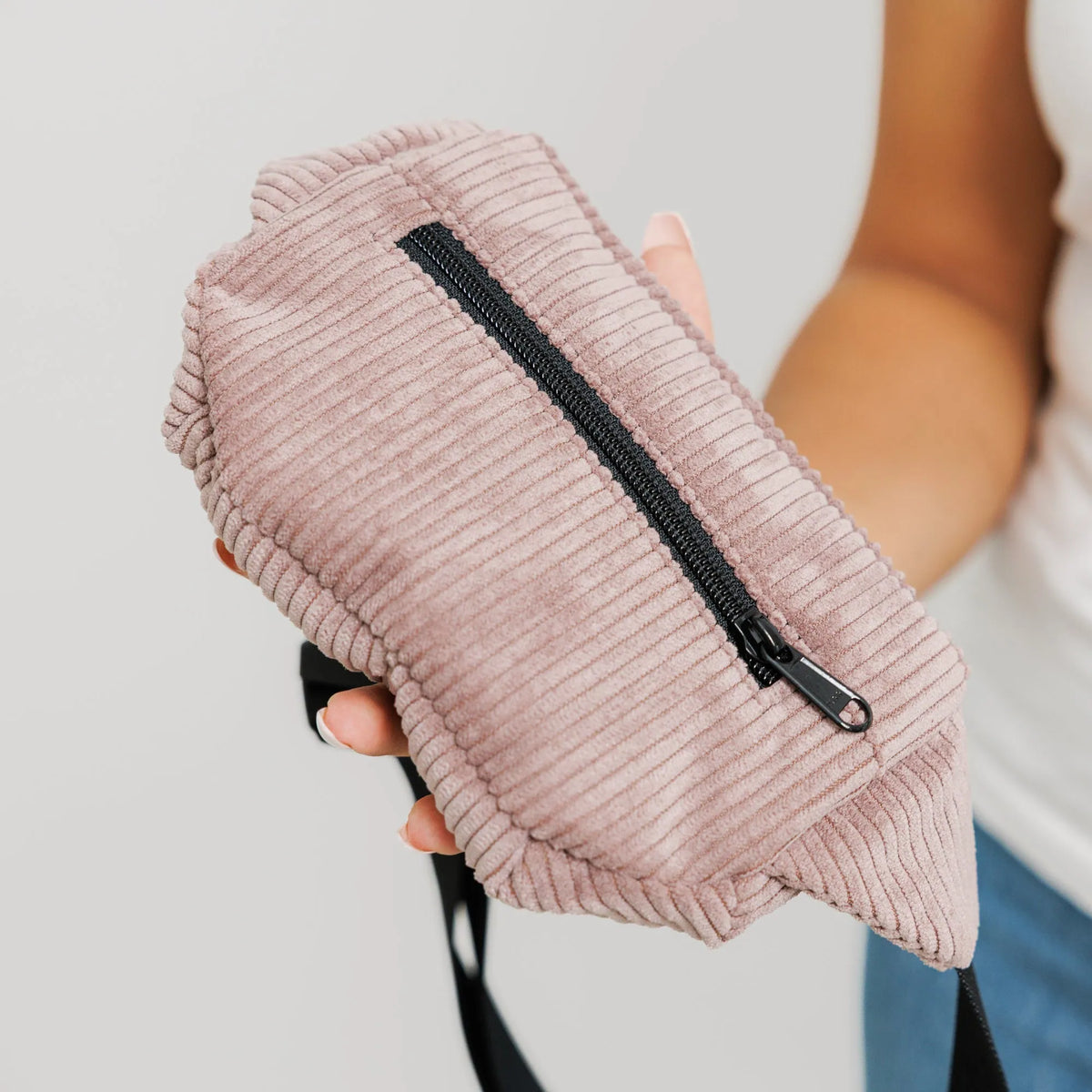 Bauchtasche Klein Eckig Cord Taupe Detail4 (8) #farbe_Taupe