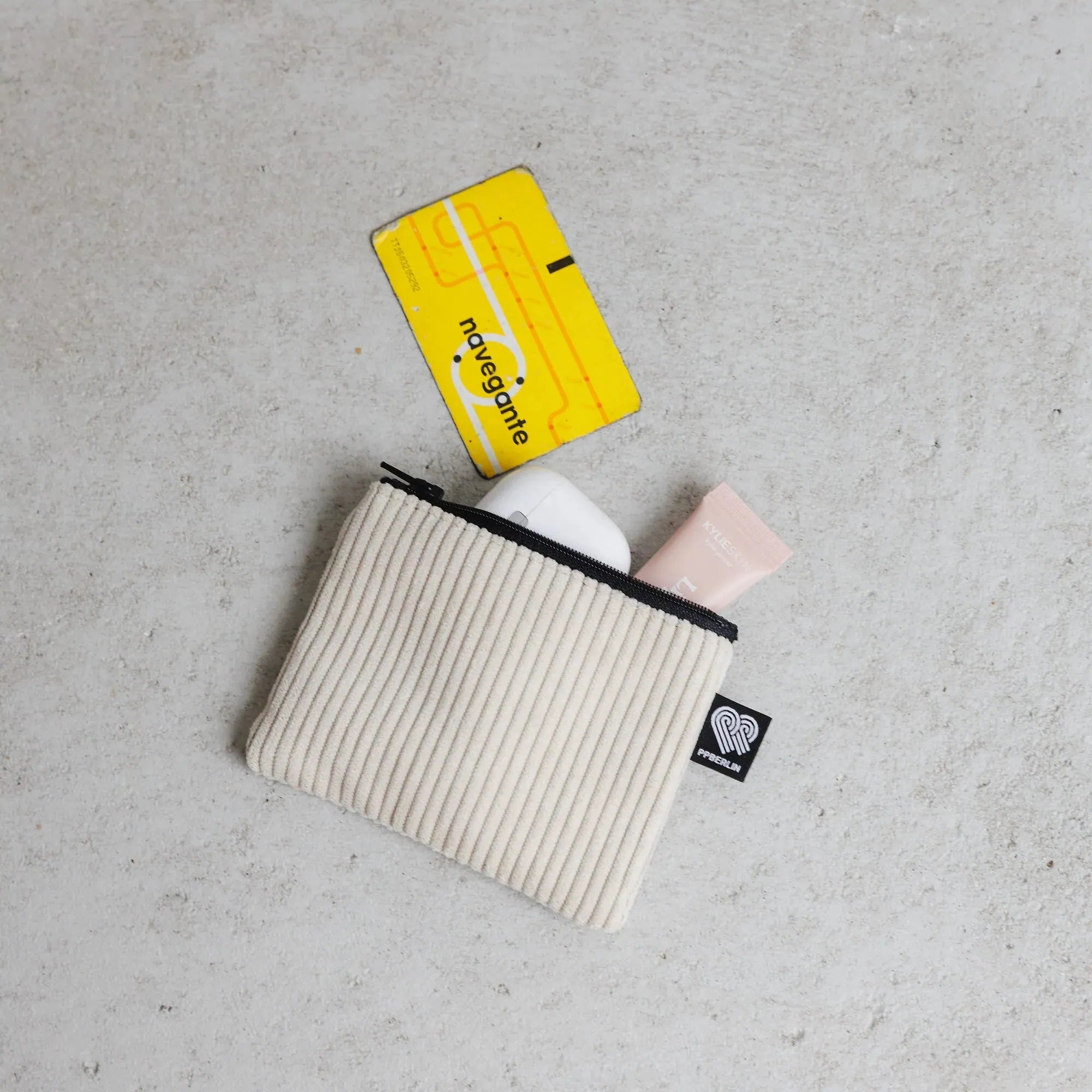 Etui klein, Cord Beige Detail2 (3) #farbe_Beige