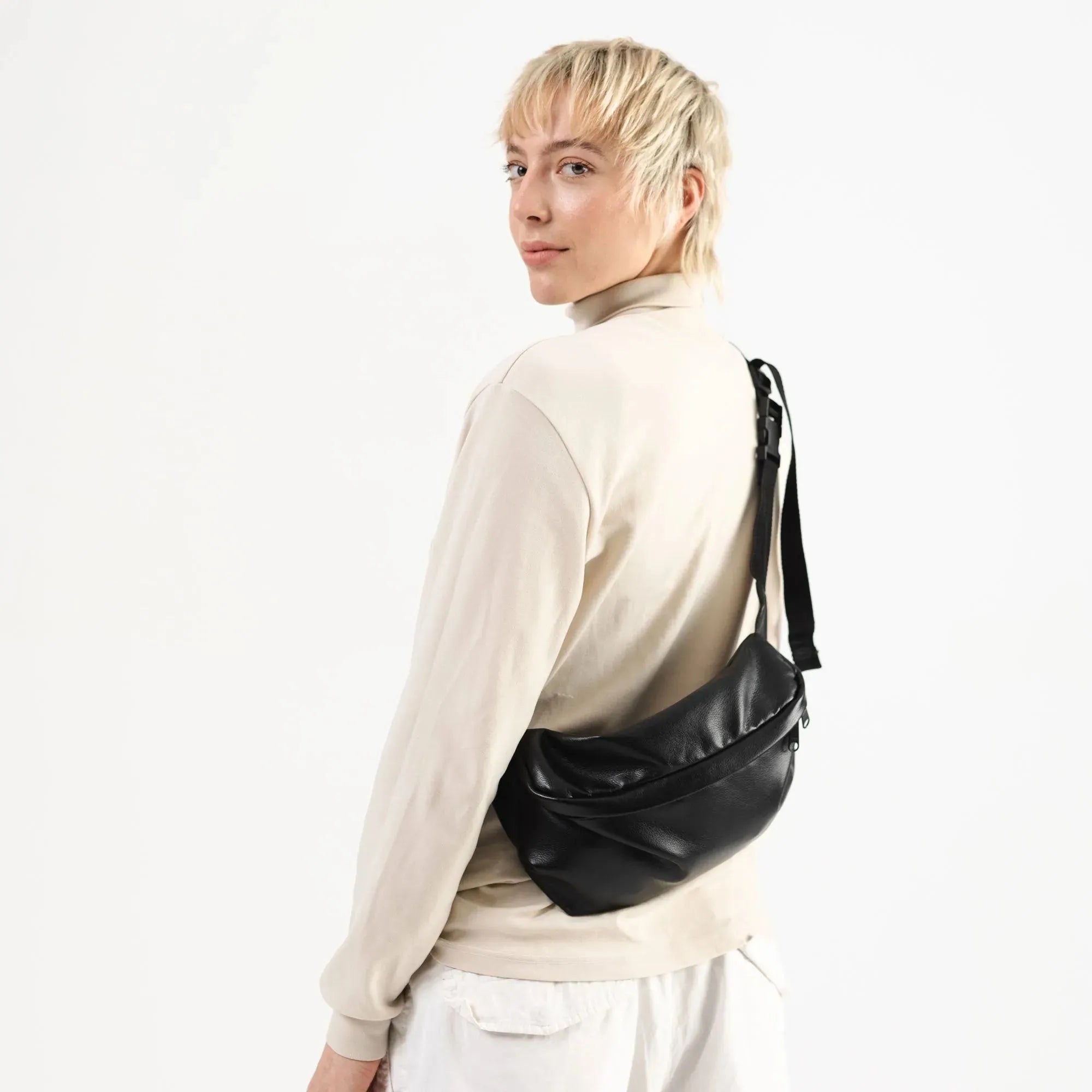 Bauchtasche Kunstleder Groß (3) #farbe_Schwarz