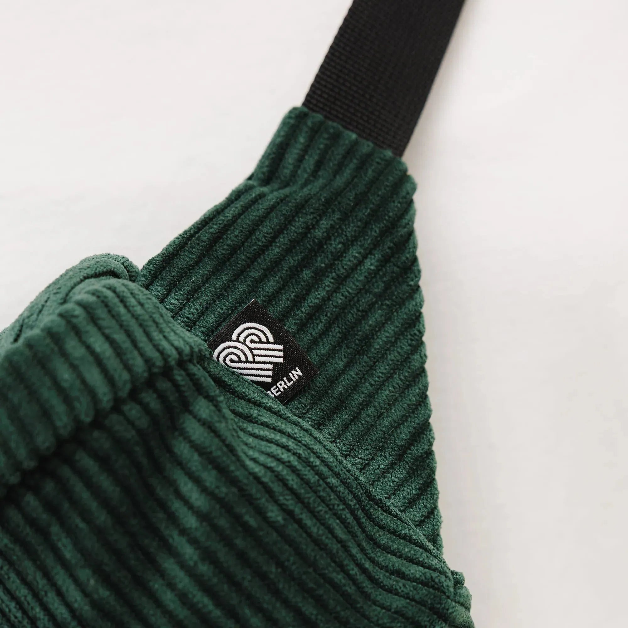 Bauchtasche eckig, Cord Grün Detail4 (8) #farbe_Grün