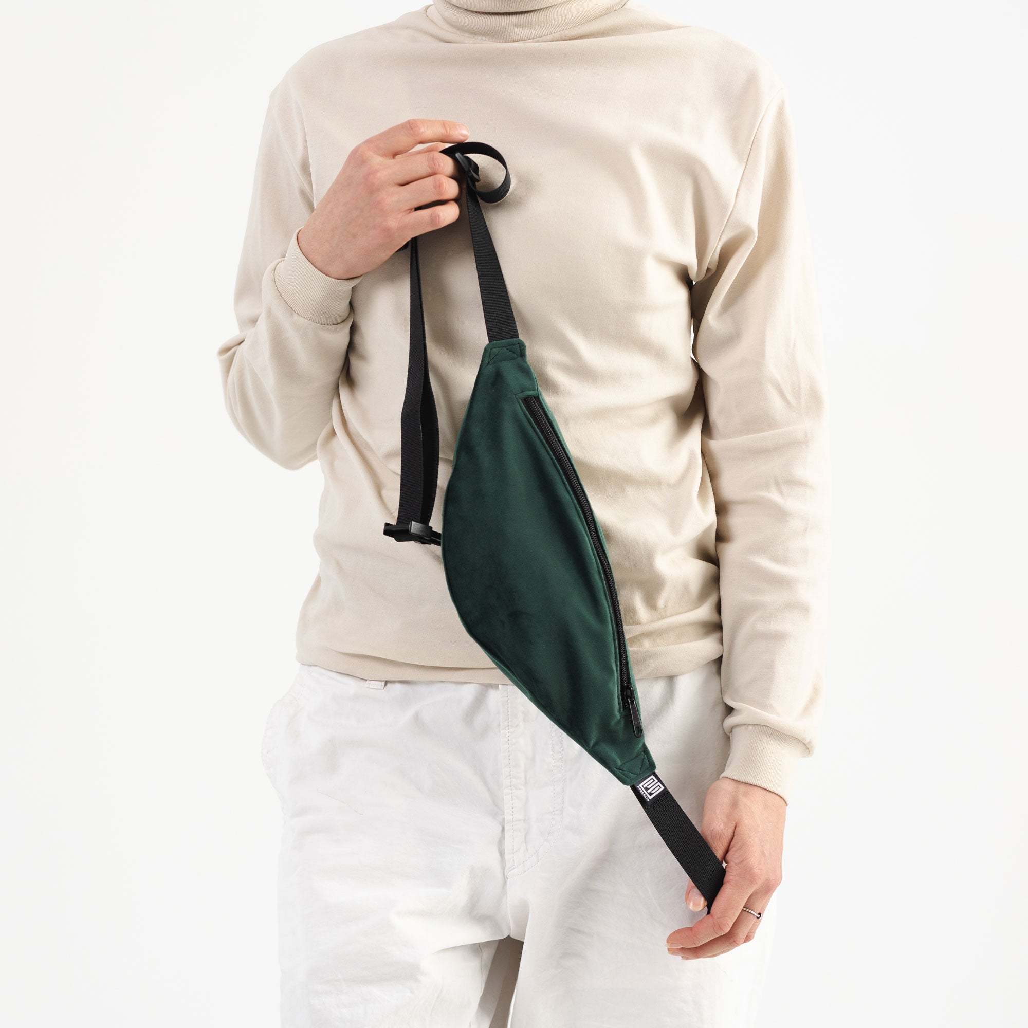 Bauchtasche Samt Schmal Detail1 (2) #farbe_Grün