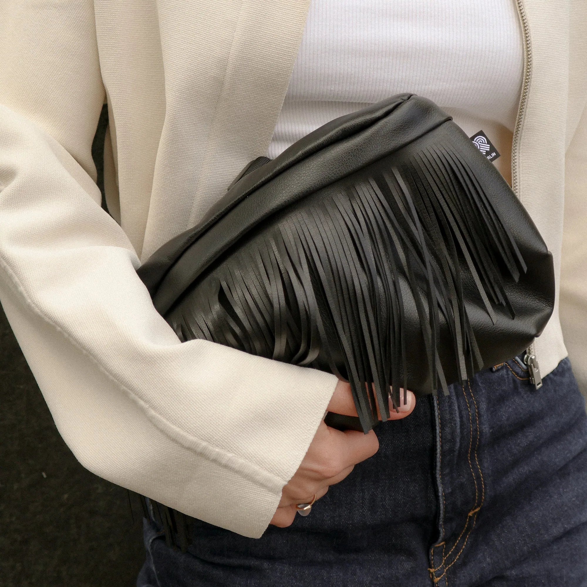 Bauchtasche Groß Eckig Kunstleder Fransen Schwarz