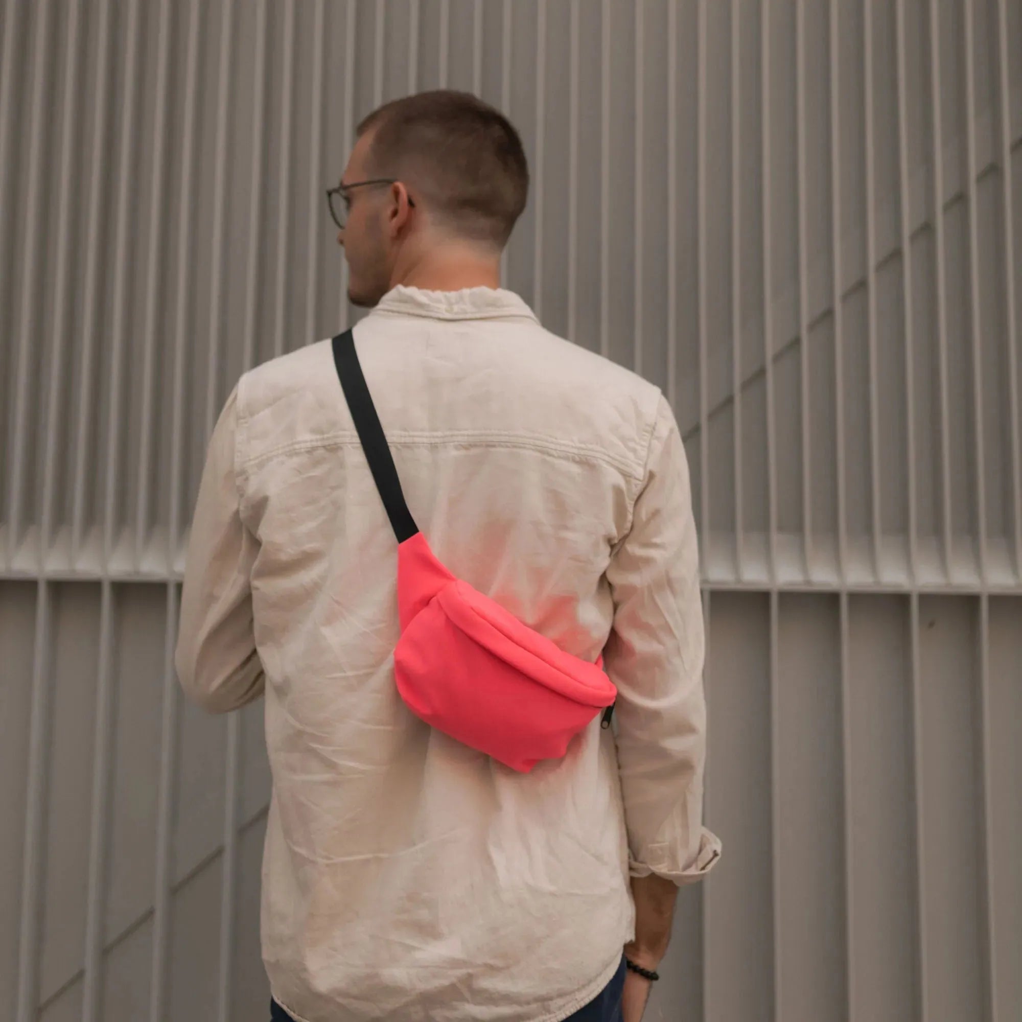 Bauchtasche eckig, Softshell Neonpink Mood3 (9) #farbe_Neonpink