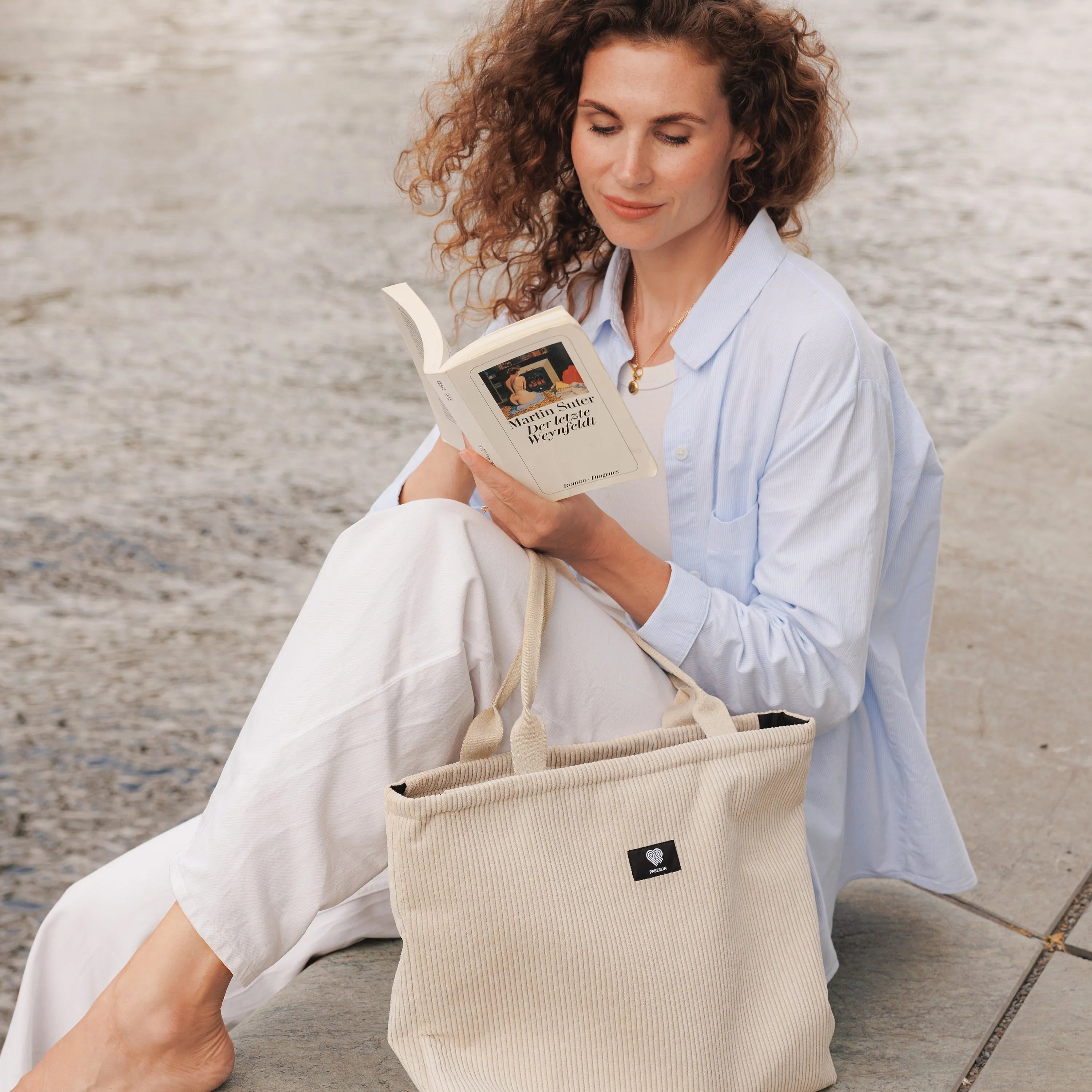 Shopperbag Cord Beige Mood1 #farbe_Beige