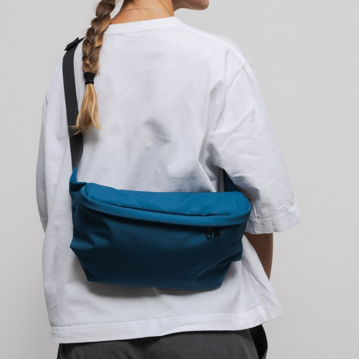 Bauchtasche groß, Softshell Petrol Tragebild2 (5) #farbe_petrol