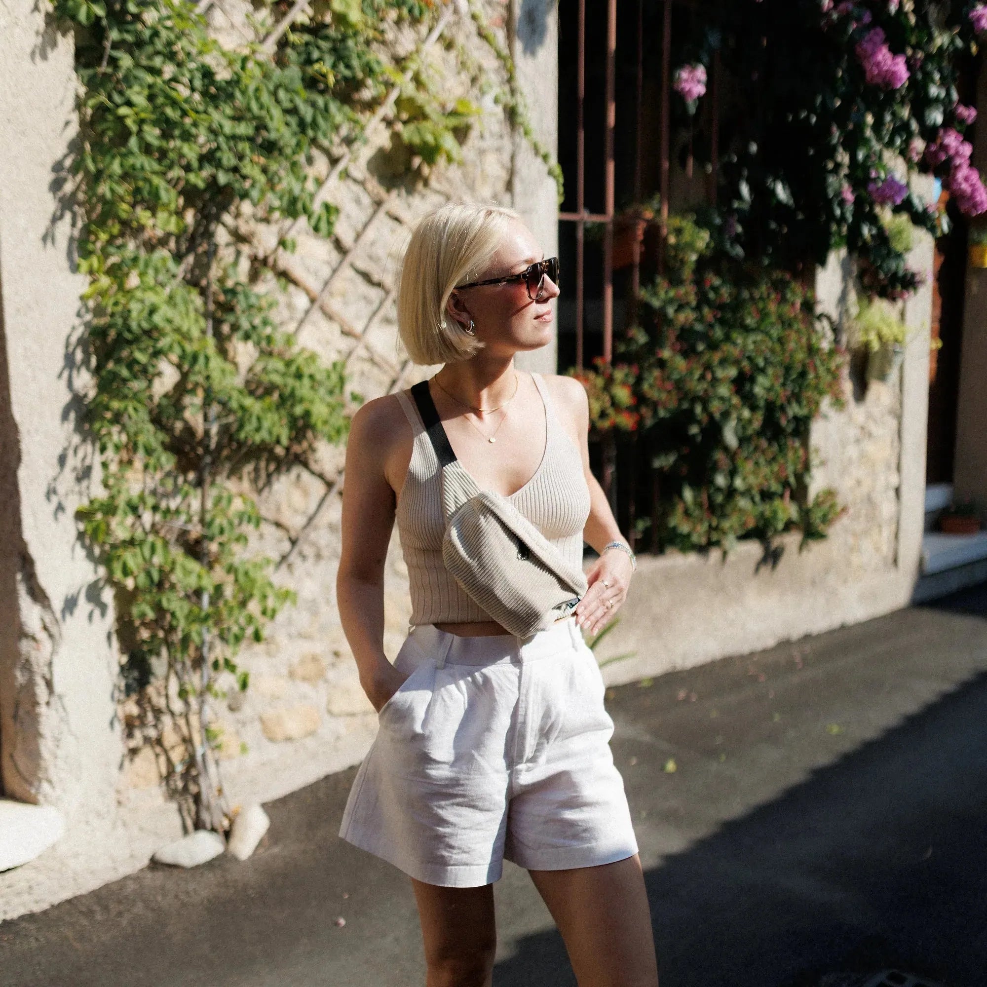 Bauchtasche eckig, Cord Beige Mood3 (12) #farbe_Beige